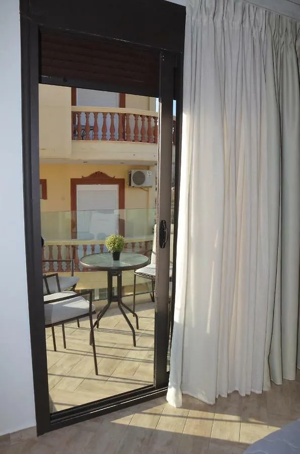 12 Doors Apartments Stavros  Stavros (Thessaloniki)